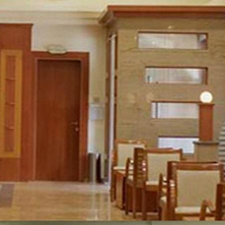 Elpida City Hotel 塞雷 外观 照片