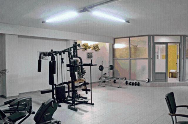 Elpida City Hotel 塞雷 外观 照片
