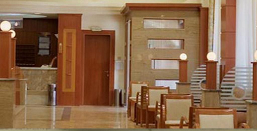 Elpida City Hotel 塞雷 外观 照片