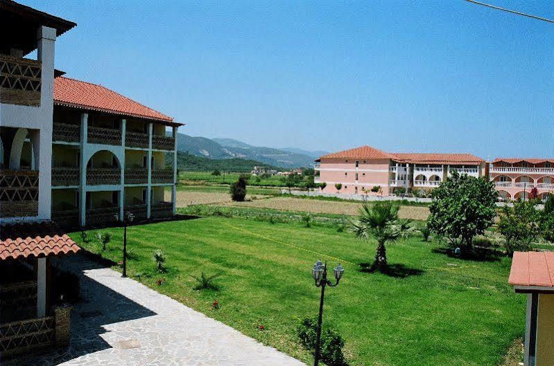 Elpida City Hotel 塞雷 外观 照片