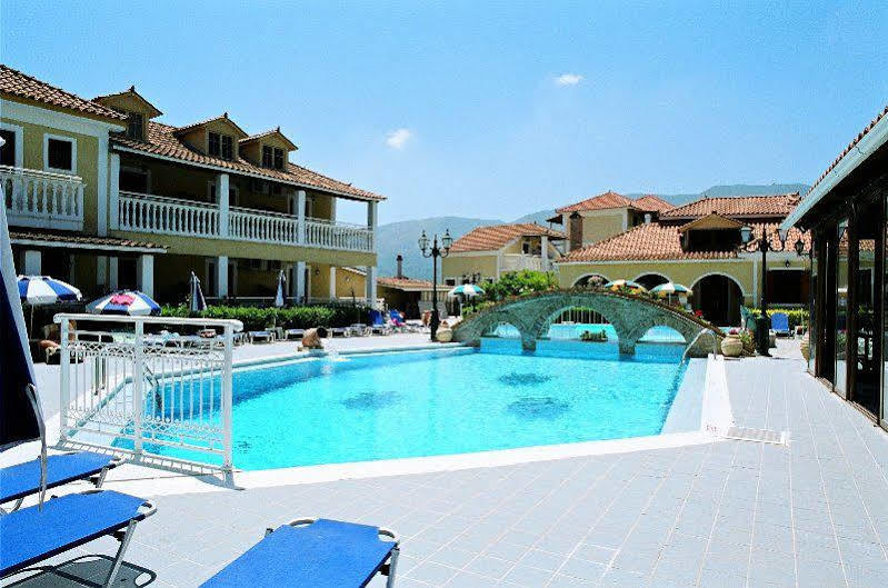 Elpida City Hotel 塞雷 外观 照片
