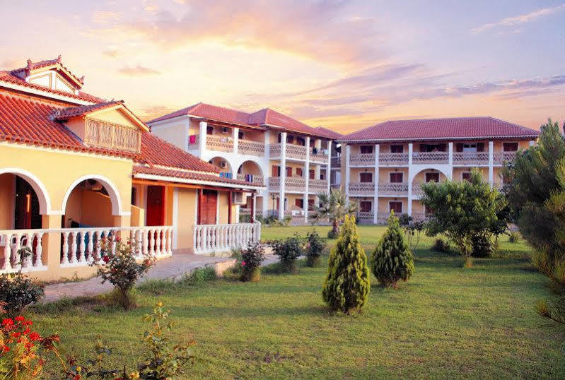 Elpida City Hotel 塞雷 外观 照片