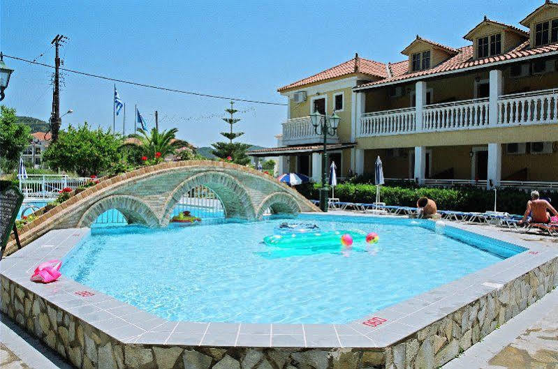 Elpida City Hotel 塞雷 外观 照片